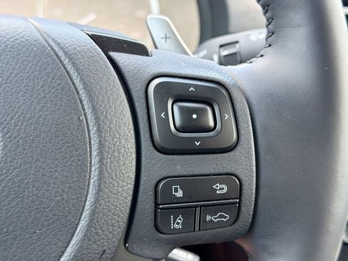 Used 2025 Lexus IS 350 F Sport RWD image 27