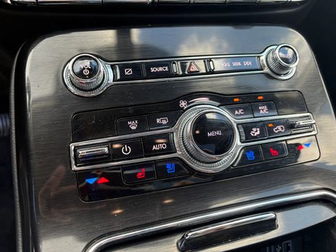 Used 2022 Lincoln Nautilus Reserve w/ Equipment Group 201A image 26