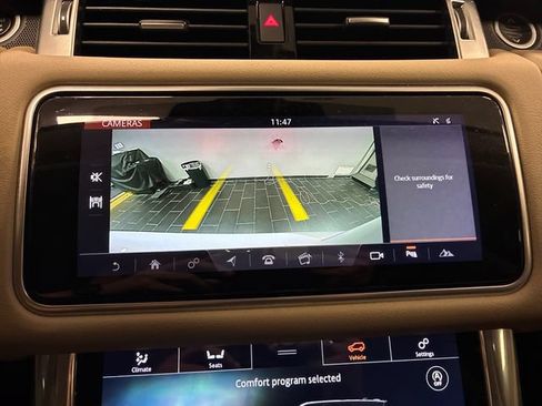 Used 2019 Land Rover Range Rover Sport HSE AWD/4WD image 21