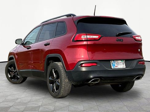Used 2016 Jeep Cherokee Sport FWD image 7
