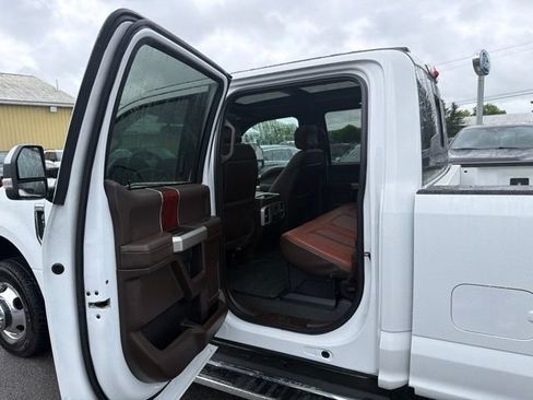 Used 2022 Ford F350 King Ranch w/ Chrome Package AWD/4WD image 54