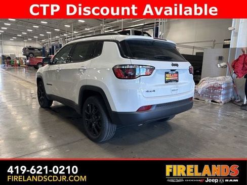 New 2025 Jeep Compass Latitude w/ Sun & Sound Group image 7