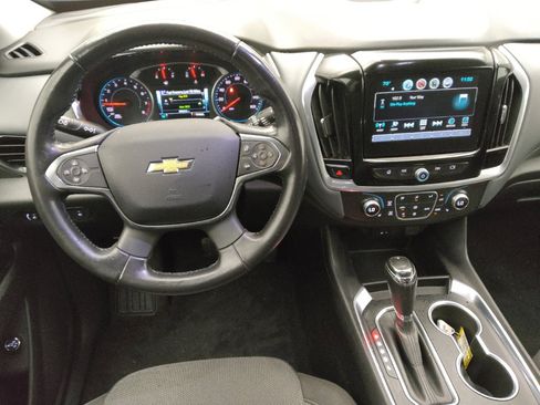 Used 2019 Chevrolet Traverse LT FWD image 22