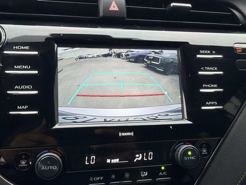 Used 2020 Toyota Camry LE w/ Carpet Mat Package FWD image 28