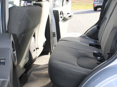 Used 2015 Nissan Xterra S w/ Value Package image 22