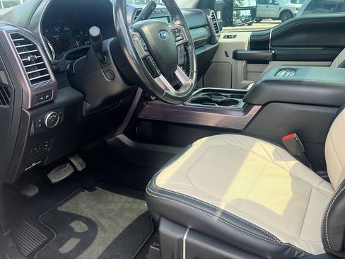 Used 2020 Ford F350 Limited AWD/4WD image 13