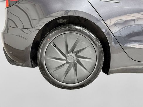Used 2025 Tesla Model 3 Long Range RWD image 34