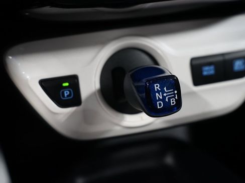 Used 2018 Toyota Prius One image 20