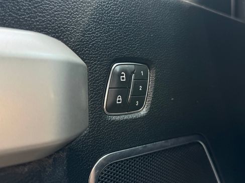 Used 2019 Ford F250 Lariat w/ Chrome Package AWD/4WD image 15