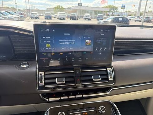 Used 2023 Lincoln Navigator Black Label AWD/4WD image 21