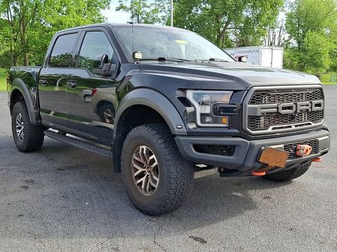 Used 2018 Ford F150 Raptor w/ Equipment Group 802A Luxury AWD/4WD image 1