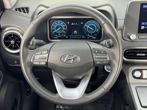 Used 2022 Hyundai Kona SEL w/ Convenience Package image 19