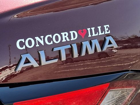 Certified 2023 Nissan Altima 2.5 SV FWD image 30