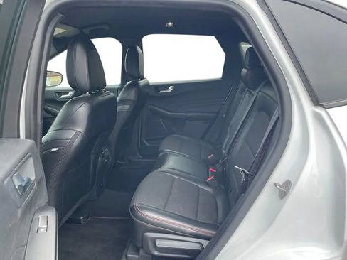 Used 2023 Ford Escape ST-Line Select AWD/4WD image 14