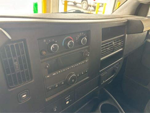 Used 2024 Chevrolet Express 2500 w/ Driver Convenience Package RWD image 13