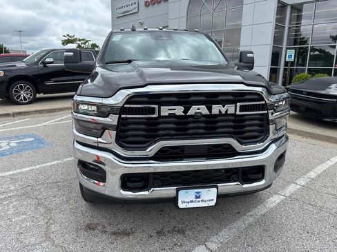 Used 2026 RAM 2500 Big Horn AWD/4WD image 9