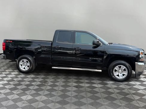Used 2018 Chevrolet Silverado 1500 LT AWD/4WD image 4