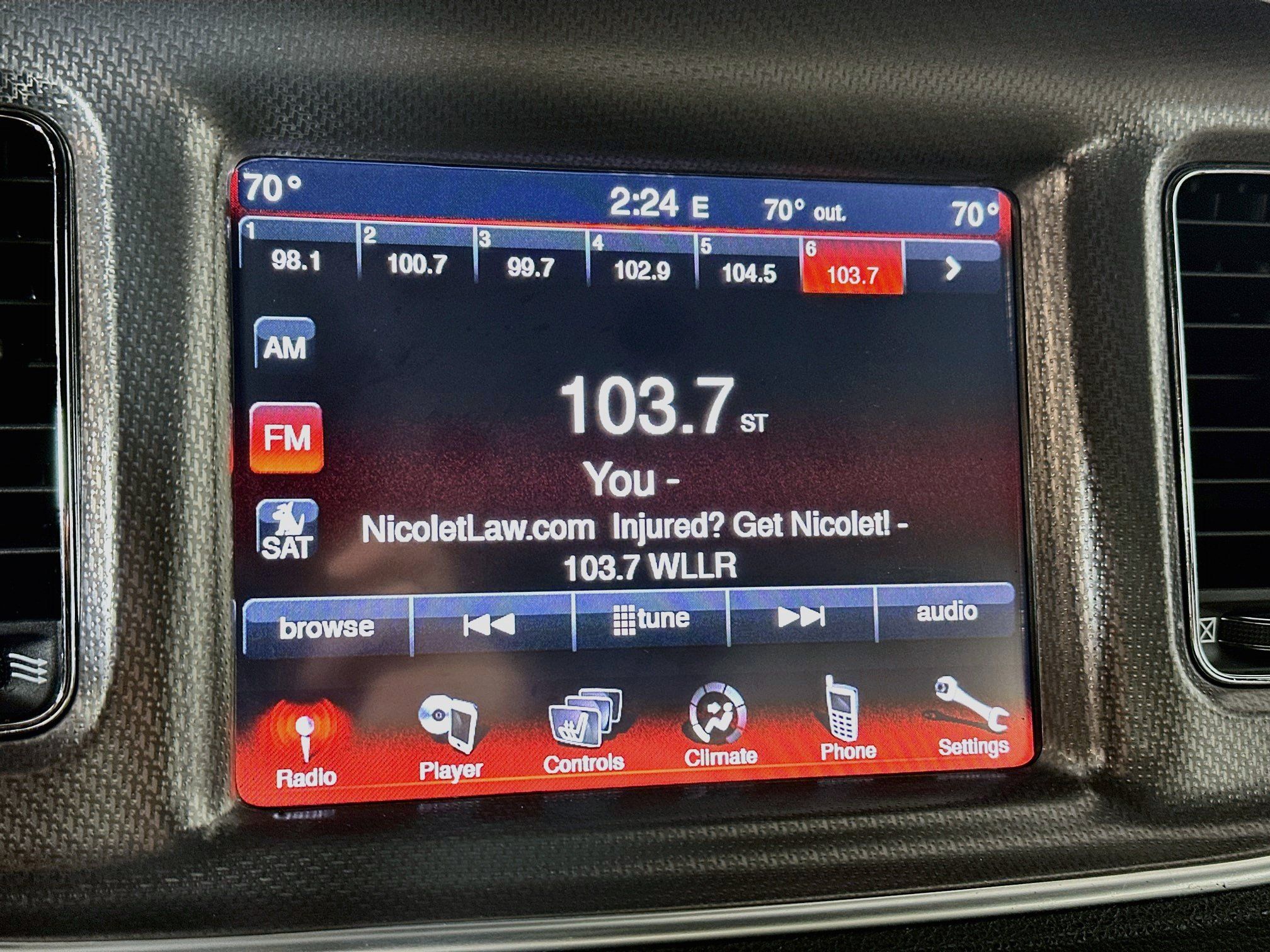 Used 2013 Dodge Charger SXT w/ Beats Audio Group AWD/4WD image 13