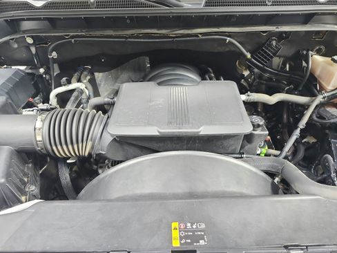 Used 2022 GMC Sierra 2500 AT4 w/ AT4 Premium Plus Package AWD/4WD image 18