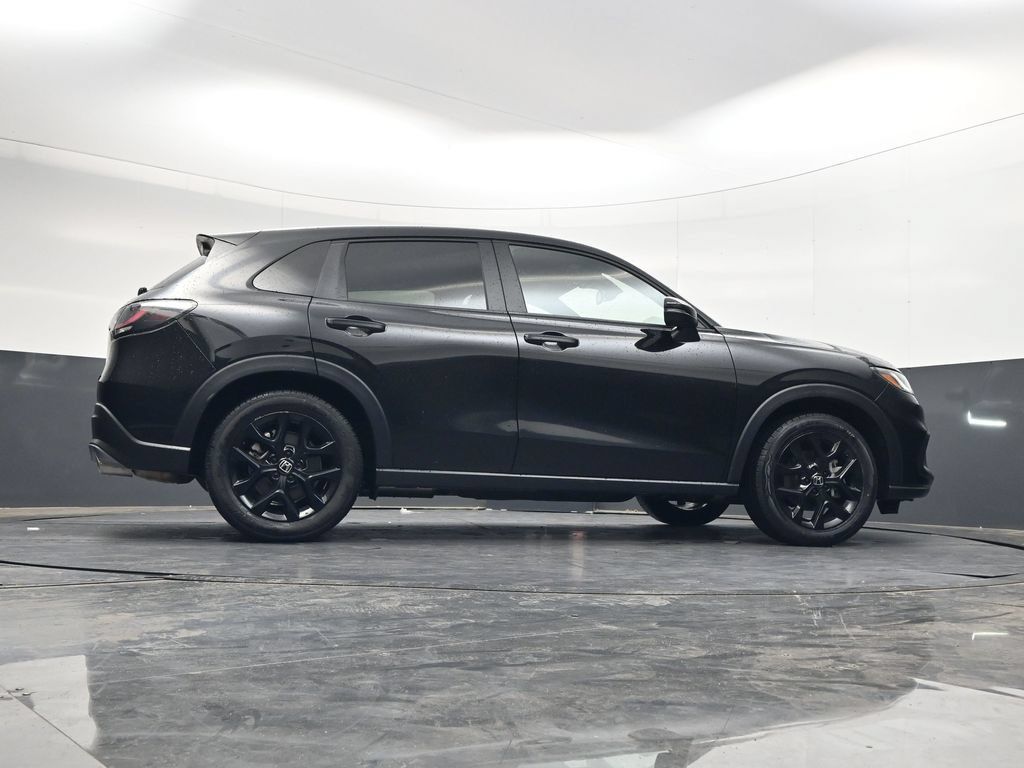 Used 2025 Honda HR-V Sport image 36