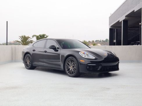 Certified 2023 Porsche Panamera 4 AWD/4WD image 7