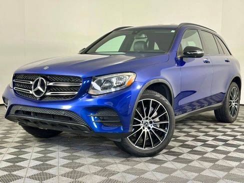 Used 2019 Mercedes-Benz GLC 300 w/ AMG Line image 34
