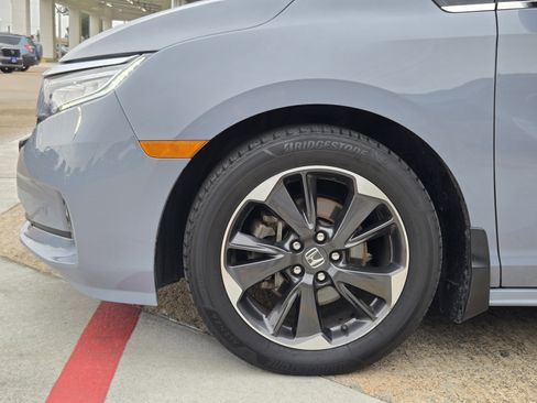 Used 2024 Honda Odyssey Elite image 5