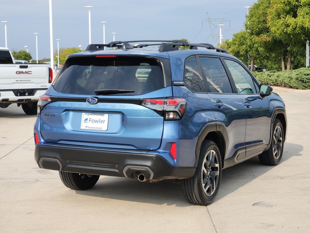Used 2025 Subaru Forester Limited w/ Popular Package #2 AWD/4WD image 5