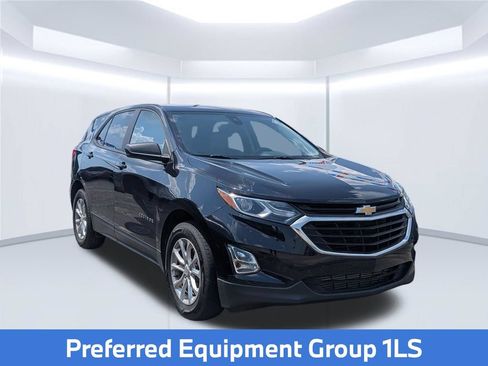 Used 2020 Chevrolet Equinox LS w/ LS Convenience Package FWD image 5