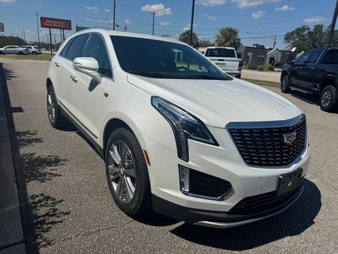 Used 2023 Cadillac XT5 Premium Luxury w/ LPO, Floor Liner Package AWD/4WD image 11