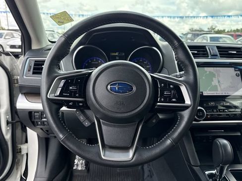 Used 2018 Subaru Outback 2.5i Touring AWD/4WD image 39