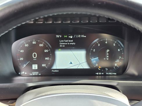 Used 2018 Volvo XC90 T6 Momentum w/ Momentum Plus Package image 28