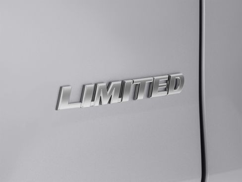 Used 2023 Toyota RAV4 LE FWD image 84