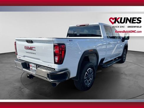 New 2026 GMC Sierra 3500 SLE AWD/4WD image 3