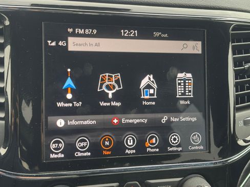 Used 2020 Jeep Grand Cherokee Limited w/ Luxury Group II image 23