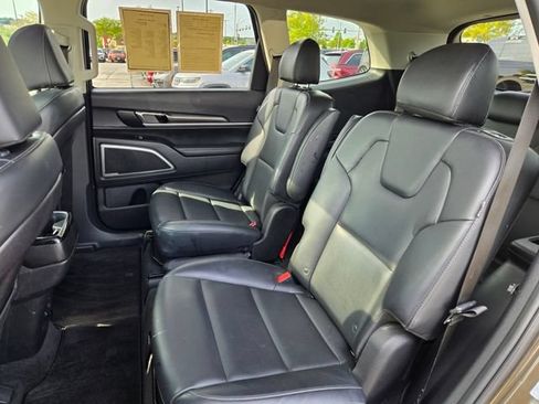 Used 2024 Kia Telluride S w/ S Sunroof Package AWD/4WD image 32
