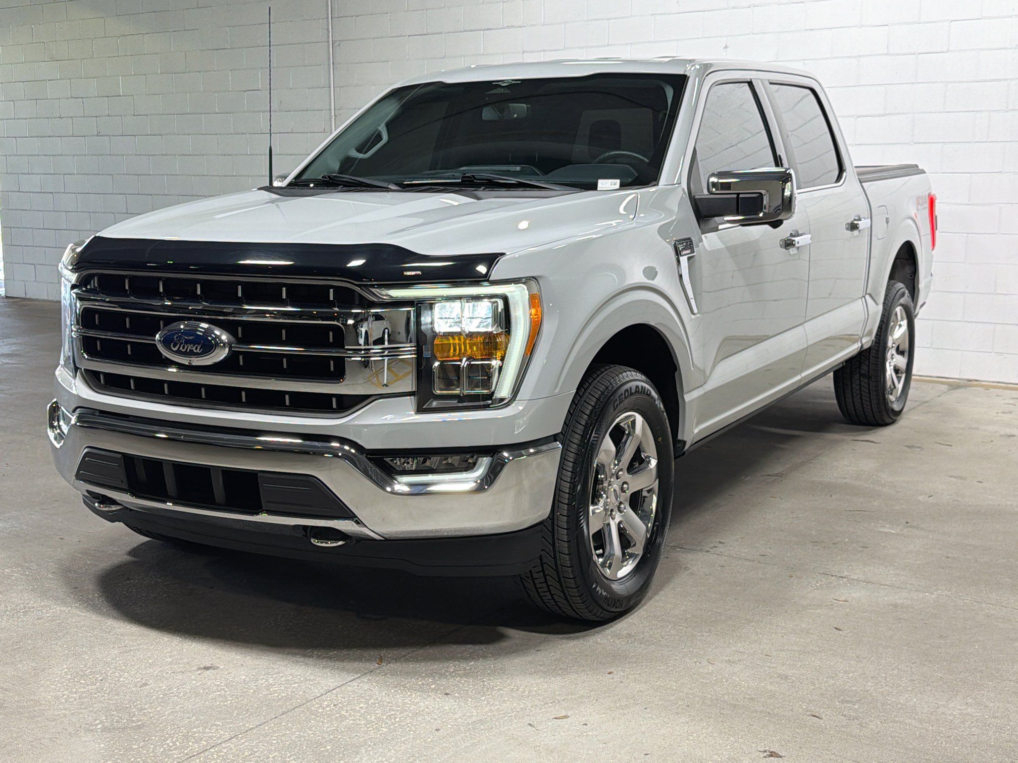 Used 2023 Ford F150 Lariat w/ Trailer Tow Package AWD/4WD image 1