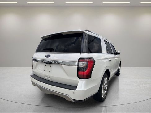 Used 2018 Ford Expedition Limited w/ Equipment Group 302A RWD image 12