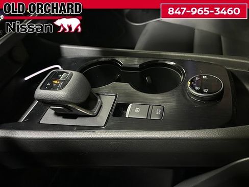 Used 2024 Nissan Rogue SL w/ SL Premium Package AWD/4WD image 18