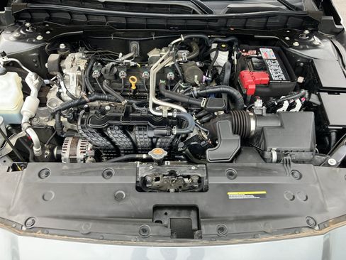 Used 2022 Nissan Altima 2.5 SR FWD image 34