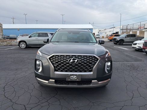 Used 2022 Hyundai Palisade Calligraphy image 2