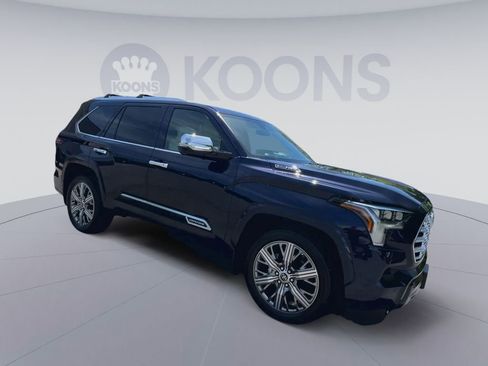 Used 2024 Toyota Sequoia Capstone AWD/4WD image 2