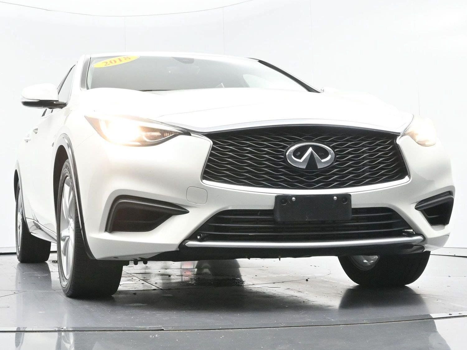 Used 2018 INFINITI QX30 FWD image 40