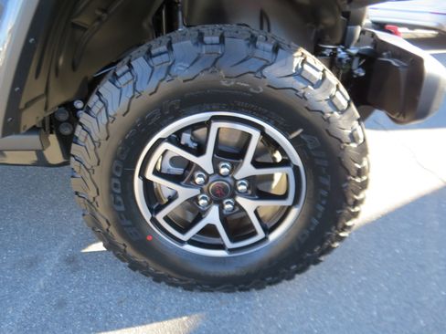 New 2026 Jeep Wrangler Rubicon image 10