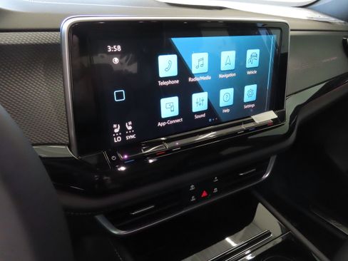 New 2025 Volkswagen Atlas Cross Sport SEL Premium R-Line image 18