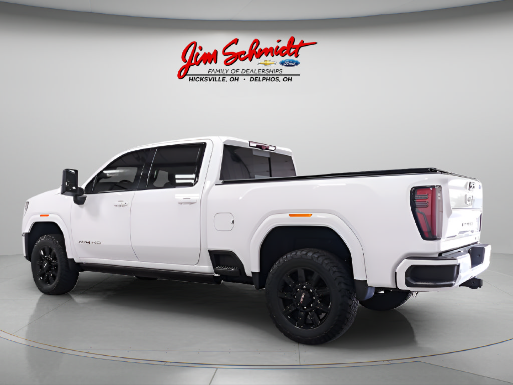 Used 2024 GMC Sierra 2500 AT4 w/ AT4 Premium Plus Package AWD/4WD image 4