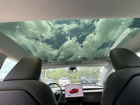 Used 2025 Tesla Model 3 Long Range RWD image 22