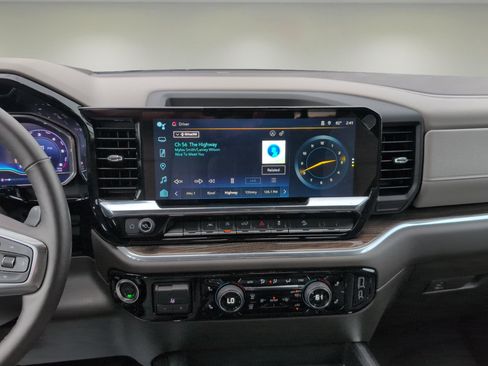 New 2025 Chevrolet Silverado 1500 LT w/ Z71 Off-Road Package image 10