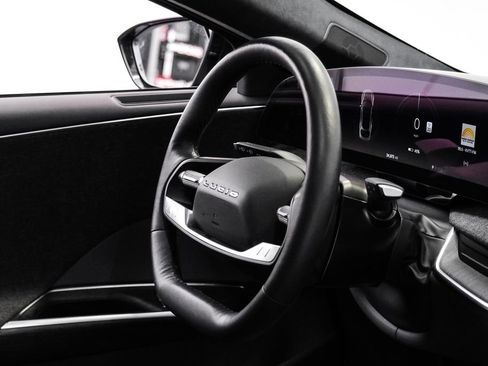 Used 2024 Lucid Air Touring AWD/4WD image 16