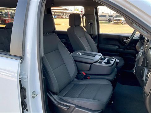Certified 2025 Chevrolet Silverado 2500 Custom w/ Custom Value Package AWD/4WD image 10